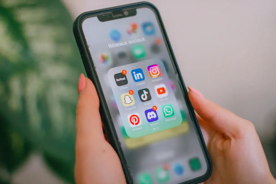 Νέα απάτη μέσω SMS μιμείται το gov.gr – η ΕΛΑΣ προειδοποιεί