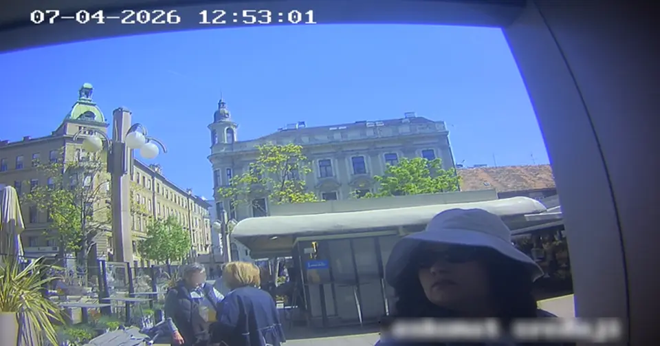 Zagrebačka policija traži ženu osumnjičenu za računalnu prijevaru u centru grada