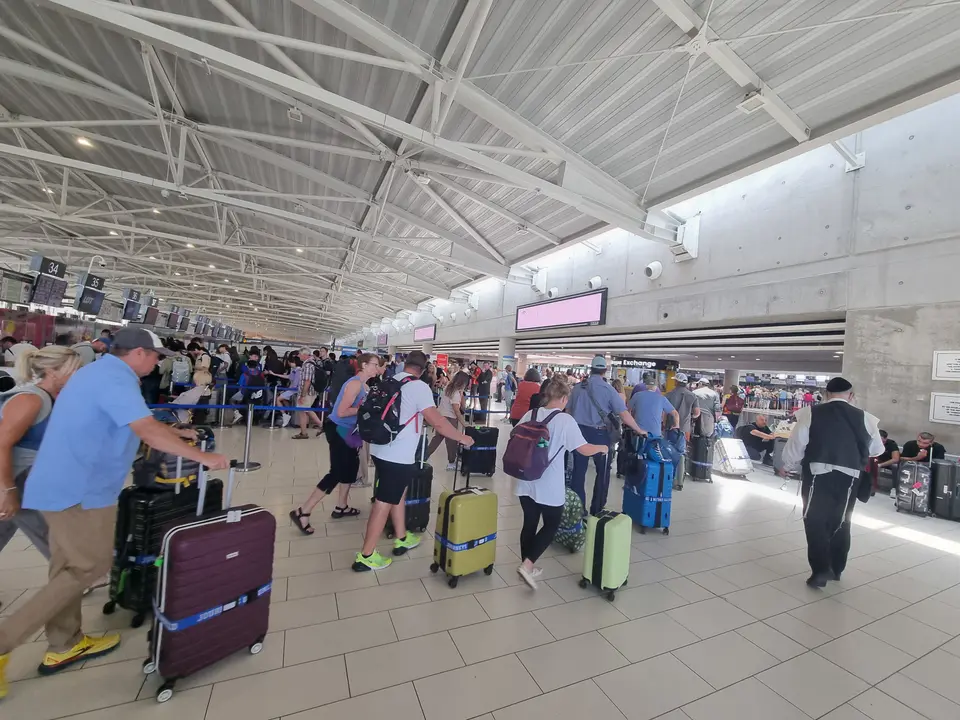 Συνελήφθη 45χρονος Σύρος για παράνομη κατακράτηση ανήλικων παιδιών του