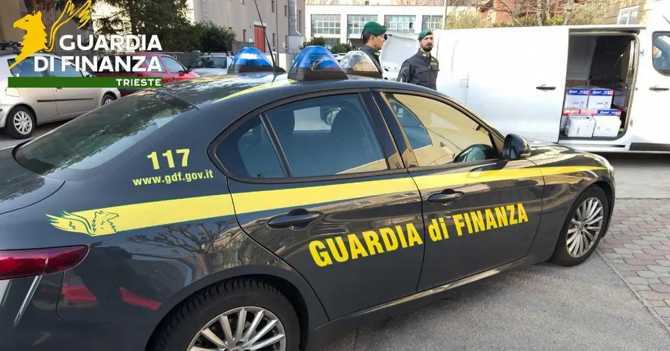 Rete italo-albanese spacciava droga nella movida del litorale: 16 arresti e 100 kg sequestrati