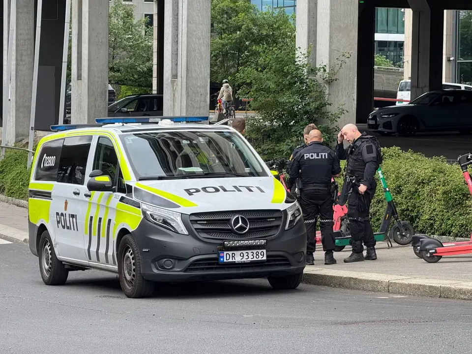 Weapons threat at Oslo S: police seek suspect following threat with firearm