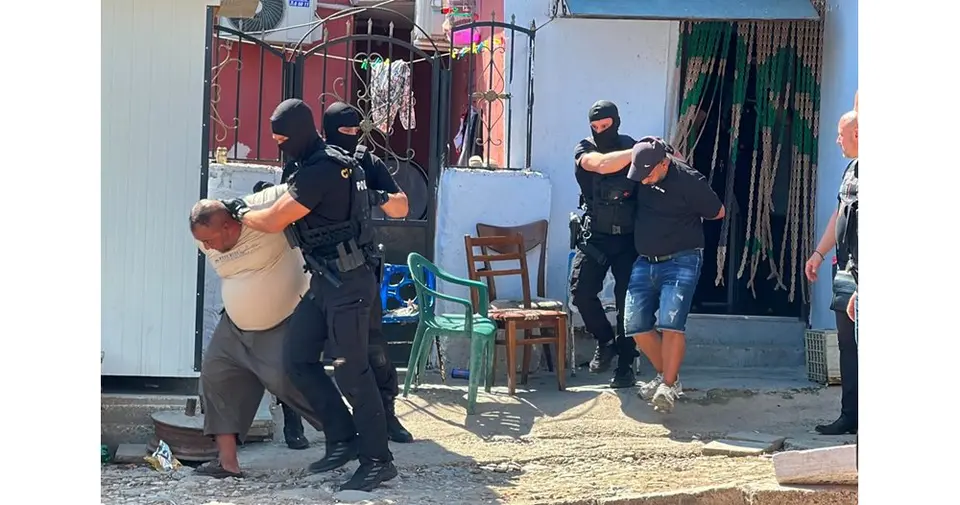 Shooting and mass brawl in Asenovgrad: 13 people injured in clash between two Roma families