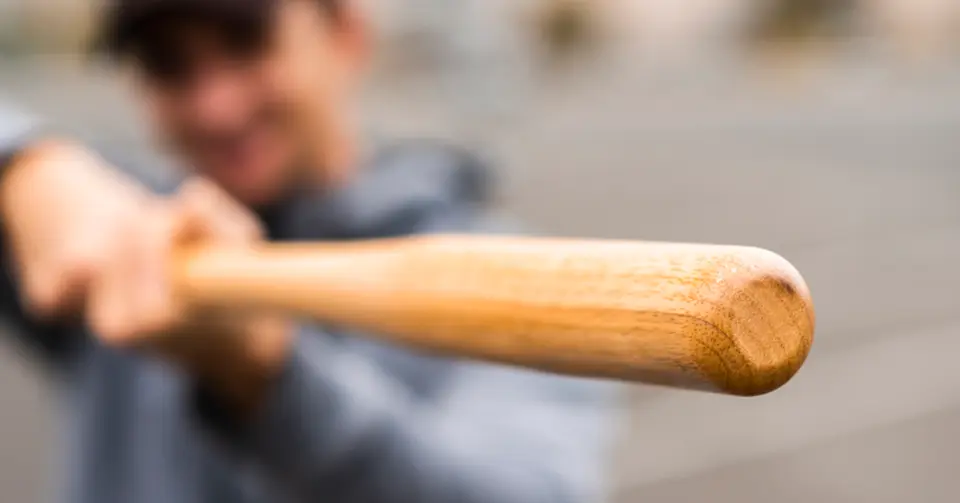 Attacker in Varaždin beat man over debt, woman drove him off with a stick
