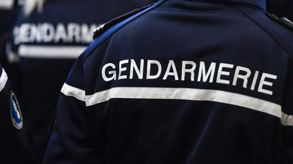 Meurtre au couteau à Bégard : un trentenaire tué, un jeune homme de 23 ans écroué
