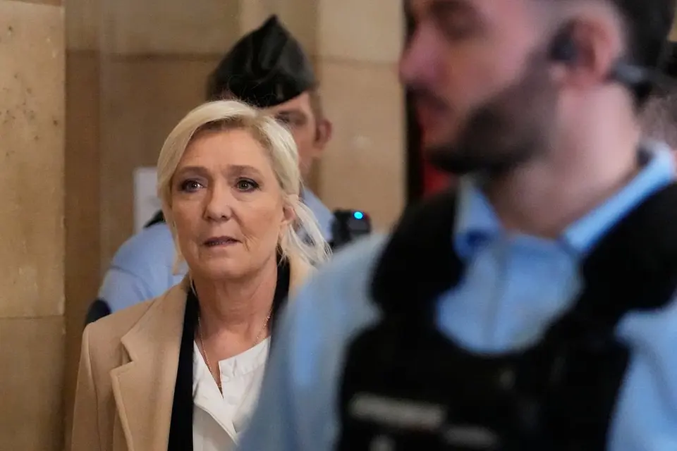 Marine Le Pen reste inéligible : la cour d'appel confirme la peine