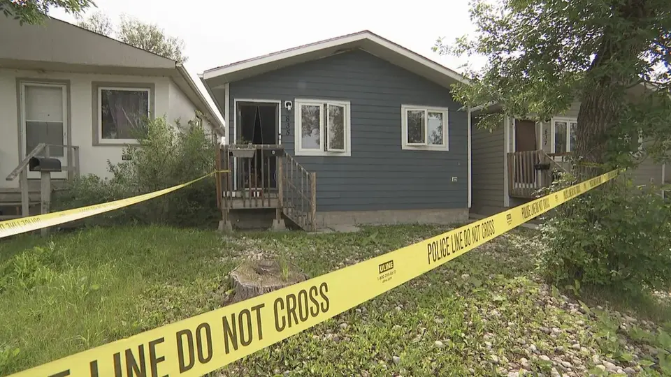 Regina officers shoot man after crossbow threat; SIRT launches probe