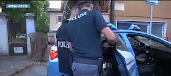 Verona: dieci fermi in un'inchiesta su traffico di stupefacenti e rapina