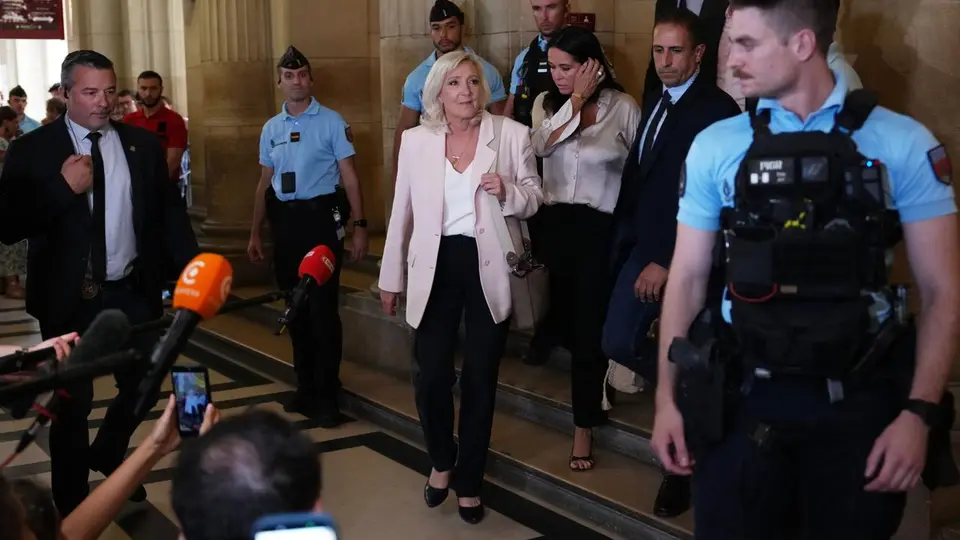 Marine Le Pen convicted for misuse of European funds, maintains candidacy for 2027 presidential election