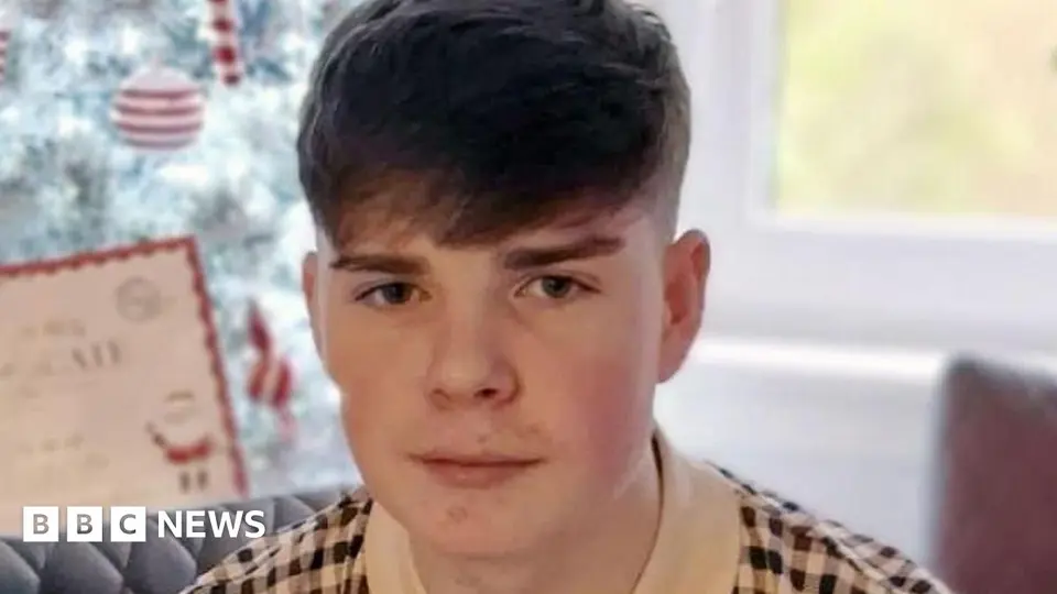 Kayden Moy murder trial: jury urged to convict two teens over Irvine Beach stabbing