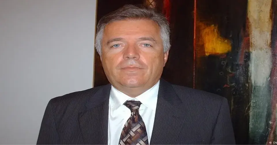 Government approves inclusion of Greek criminologist in investigative team on 'Mafia State'