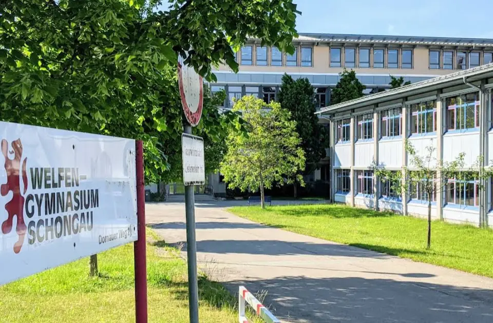 Schongau: Schüsse und Messerangriff an bayerischem Gymnasium – mehrere Schwerverletzte