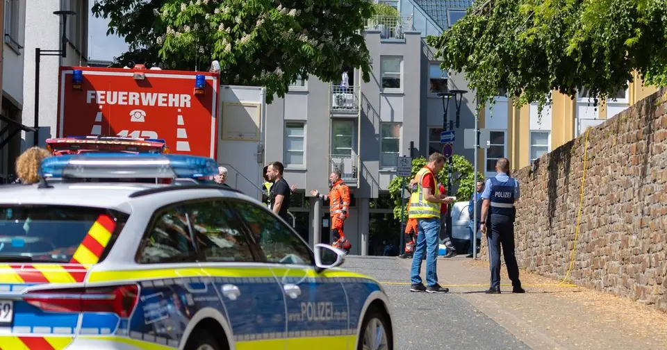 Knife attack at Bavarian grammar school: 16-year-old arrested, two girls seriously injured