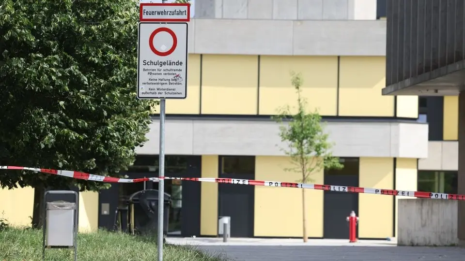 16-Jähriger greift Schüler an bayerischem Gymnasium an – zwei Mädchen schwer verletzt