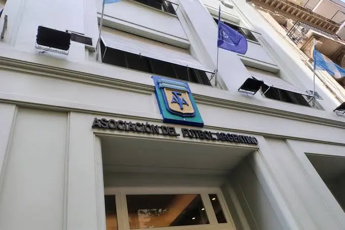 FBI ερευνά την AFA για διακίνηση 260 εκατ. δολαρίων μέσω αμερικανικών τραπεζών