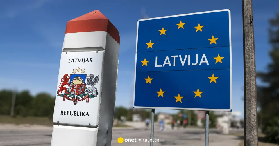 Latvian border guards detain Polish driver of minibus carrying illegal immigrants