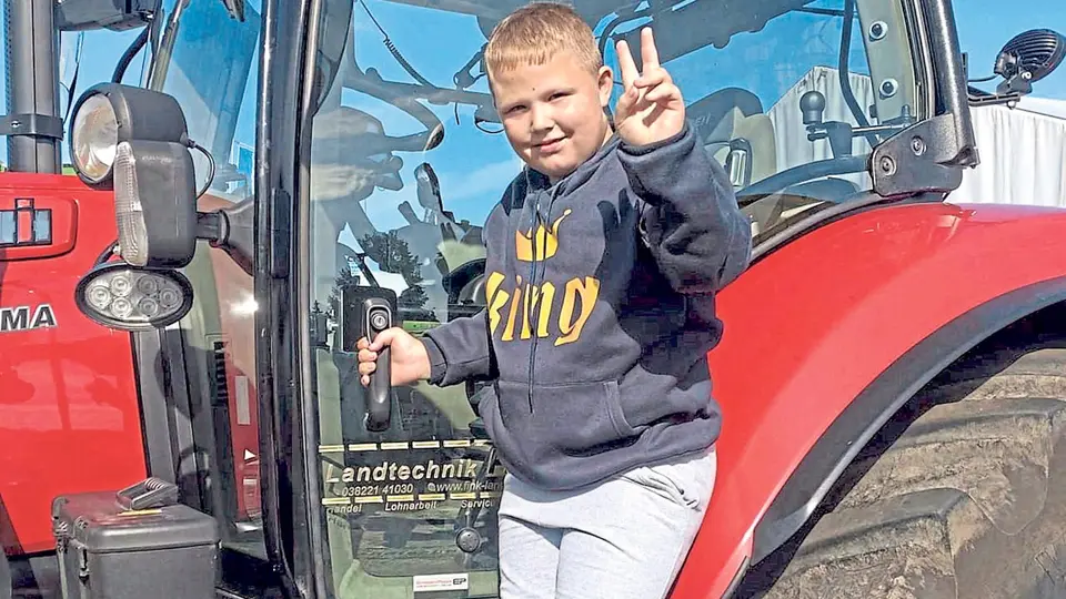 Murder trial of eight-year-old Fabian: camping knife in focus as possible weapon