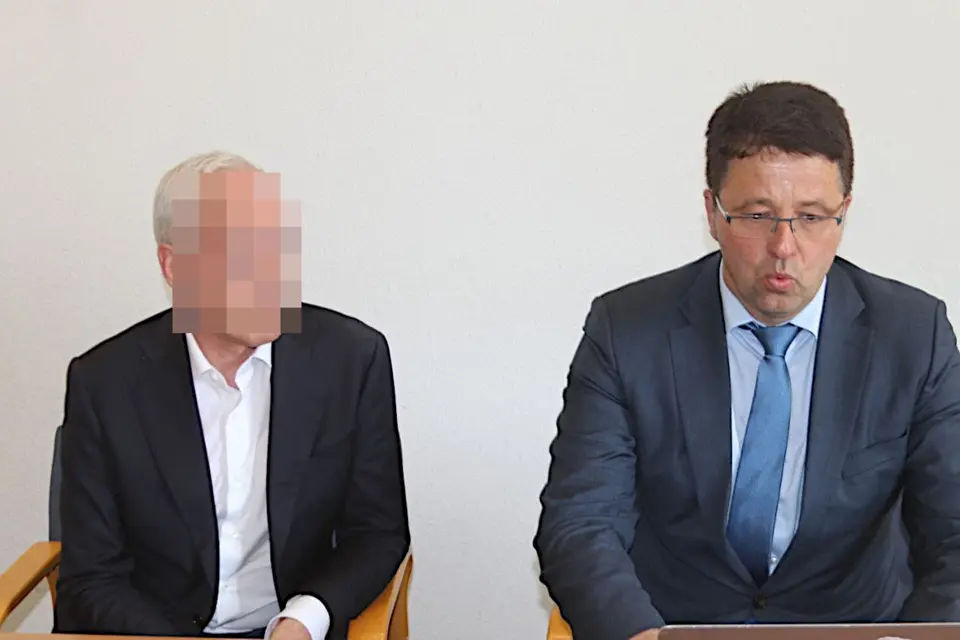 Betrugsvorwürfe gegen HNO-Arzt Gero Strauß: Prozess am Landgericht Leipzig