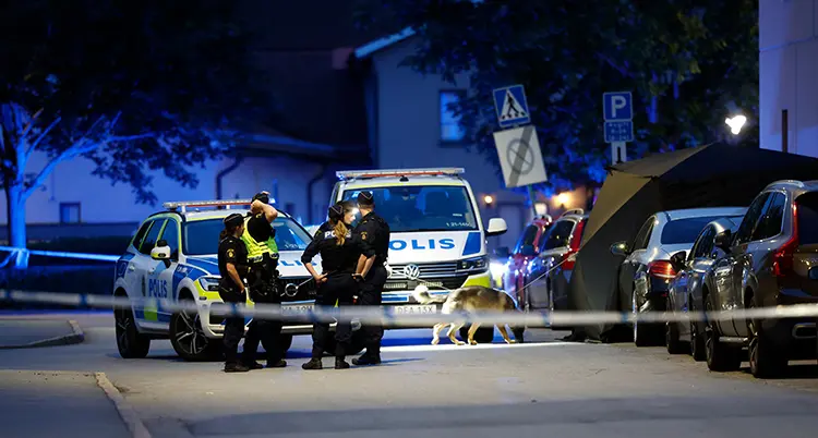 Mindreårig pojke häktad misstänkt för dödsskjutning i Uppsala