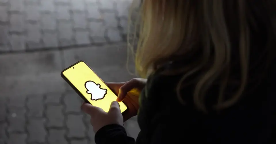 Poliisi varoittaa: nuoria houkutellaan rahamuuleiksi Snapchatissa ja Telegramissa