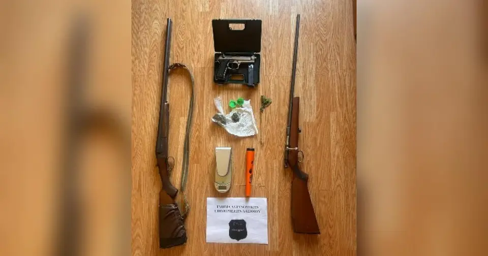 Man arrested in Siteia with weapons cache and drugs