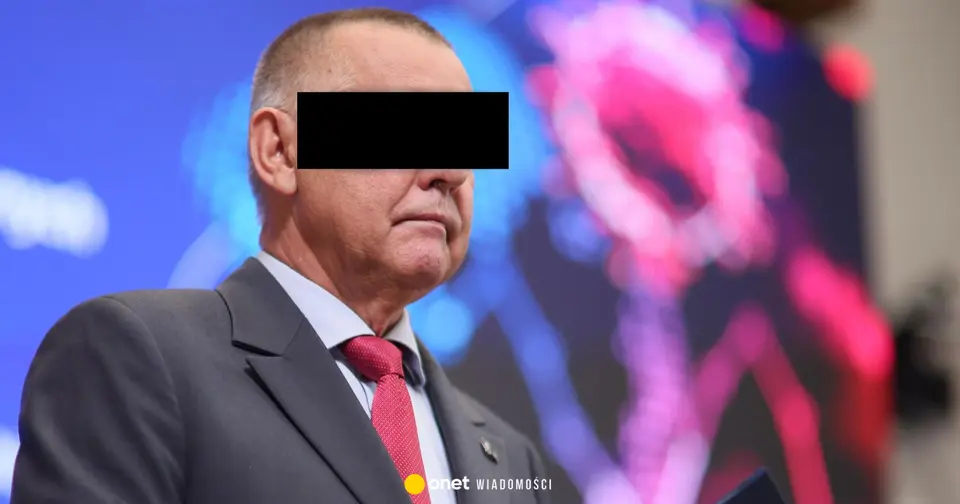 Były prezes NIK oskarżony o wywieranie wpływu na urzędników skarbowych