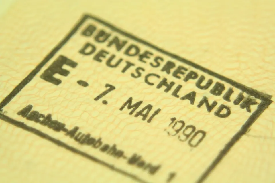Gifhorn: Woman loses five-figure sum through online classifieds fraud