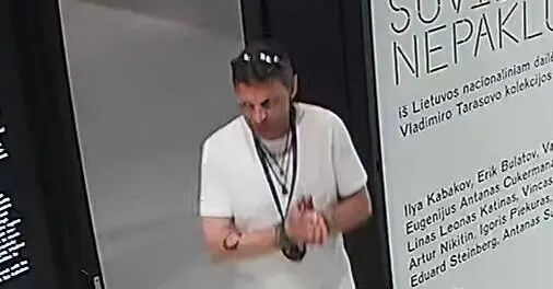 Valuable art photograph stolen from museum in Vilnius, police seek suspect