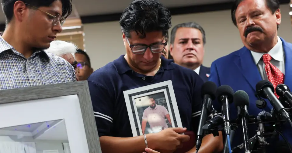 Mexico Presses for Criminal Charges After Fatal ICE Shooting in Houston