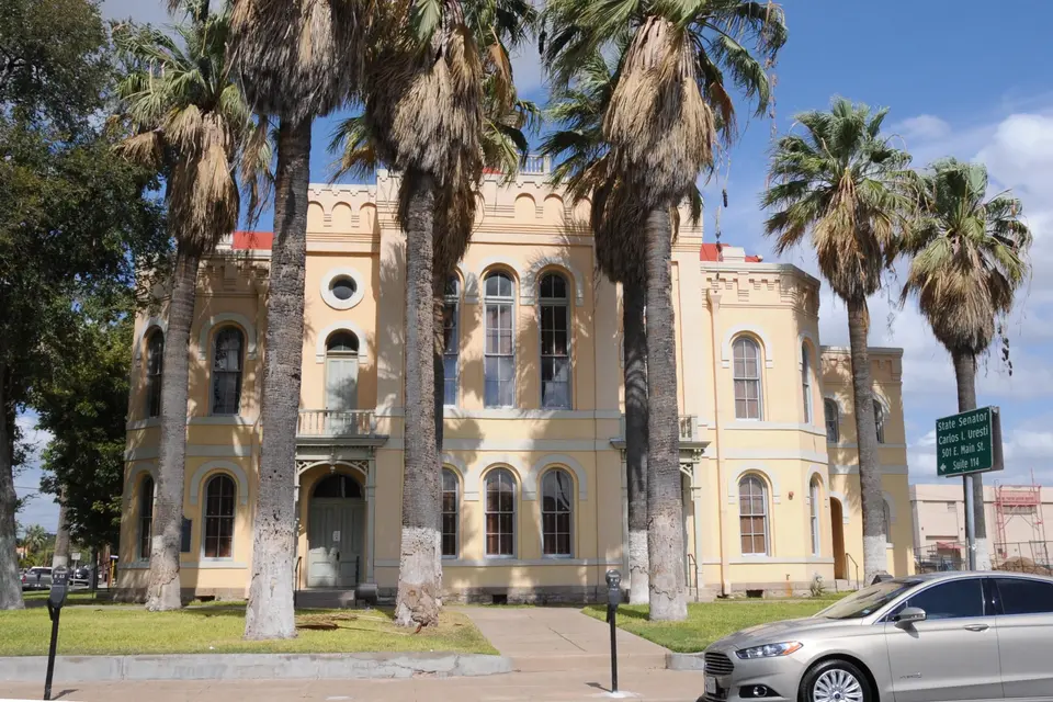 Negro calificó el quíntuple homicidio como "enfrentamiento entre clanes" y anunció "reestructura" en la Jefatura de Montevideo