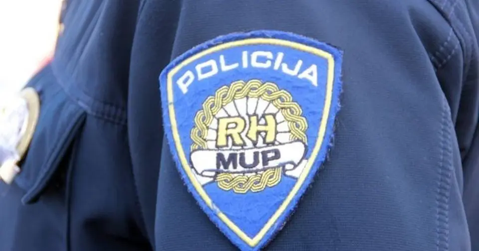 Woman arrested for stealing police officer's service pistol in Sinj