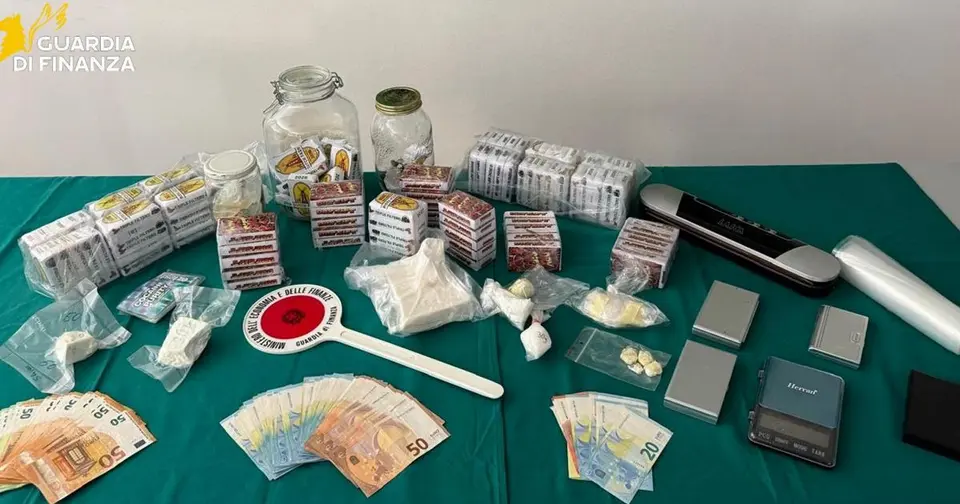 Drugs in warehouse in Maniago: young man arrested with 12 kilogrammes of substances