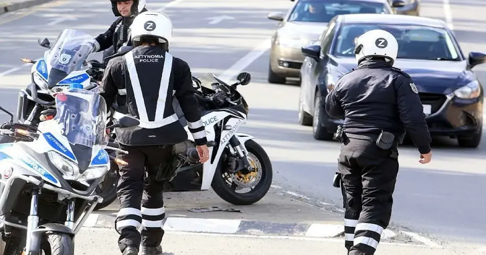 Youth arrested for attacking police officer with car in Limassol