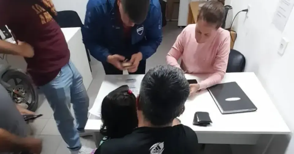 Recuperan en Argentina a menor sustraída desde Paraguay; detienen al padre chileno