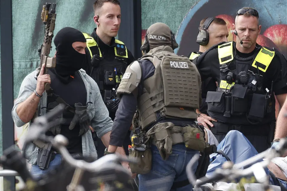SEK stürmt Berliner Supermarkt nach elfstündiger Geiselnahme