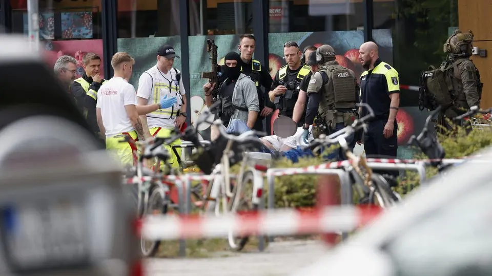 Geiselnahme in Berlin beendet: Spezialeinheit befreit Supermarkt-Geisel