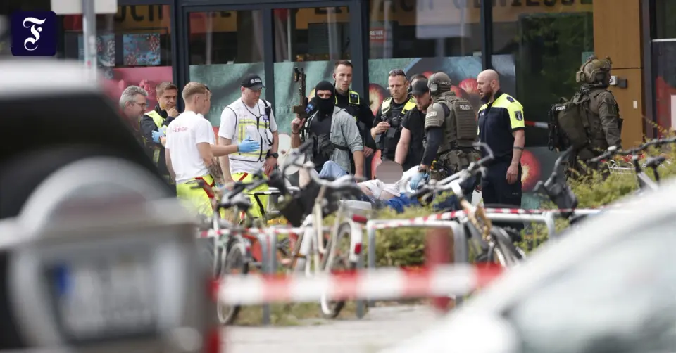 Elf Stunden als Geisel: Mann nimmt Supermarktangestellte in Berlin fest