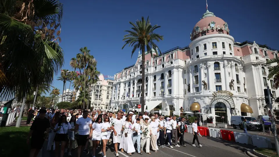 Attentat de Nice : les proches des victimes réclament un procès pour les autorités locales