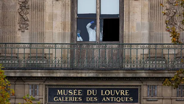 Louvre theft: suspects claim operation's mastermind believed they could have stolen more