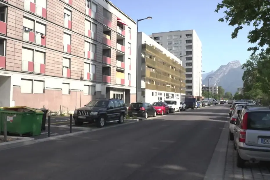 Fusillade à Grenoble : trois suspects inculpés pour meurtre en bande organisée