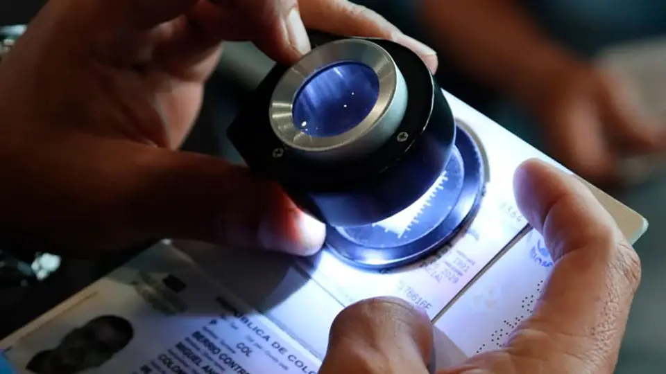 More than 850 detained for document fraud in Colombian migration controls