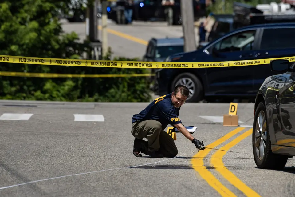 ICE agent fatally shoots Colombian man during immigration raid in Maine