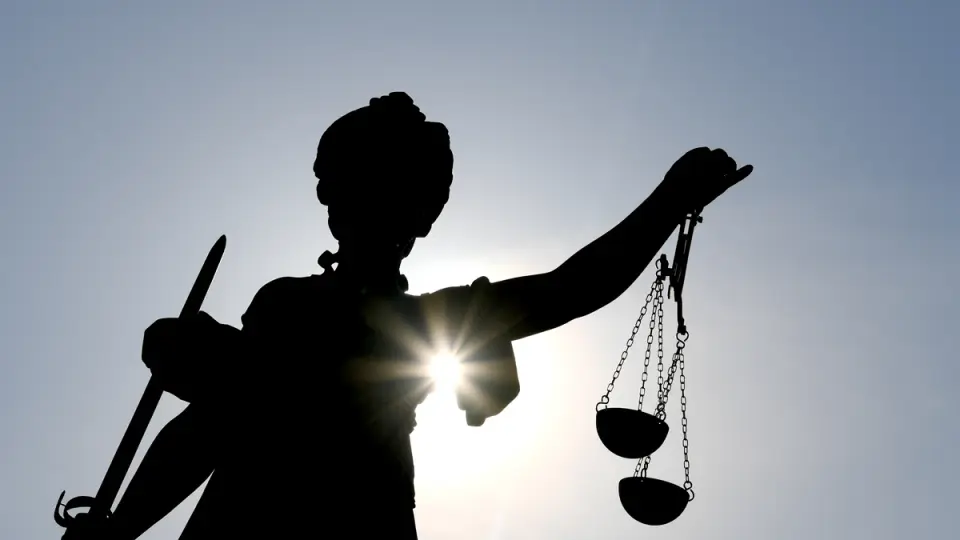 Prison sentence for violence against pregnant ex-partner