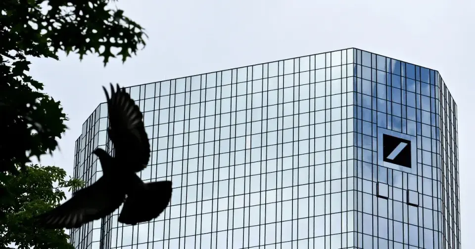 Hausdurchsuchung in der Frankfurter Zentrale der Deutschen Bank