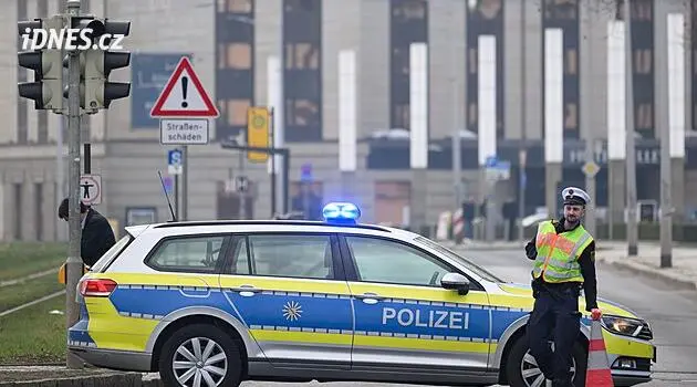 Police shoot man with musket in Dresden