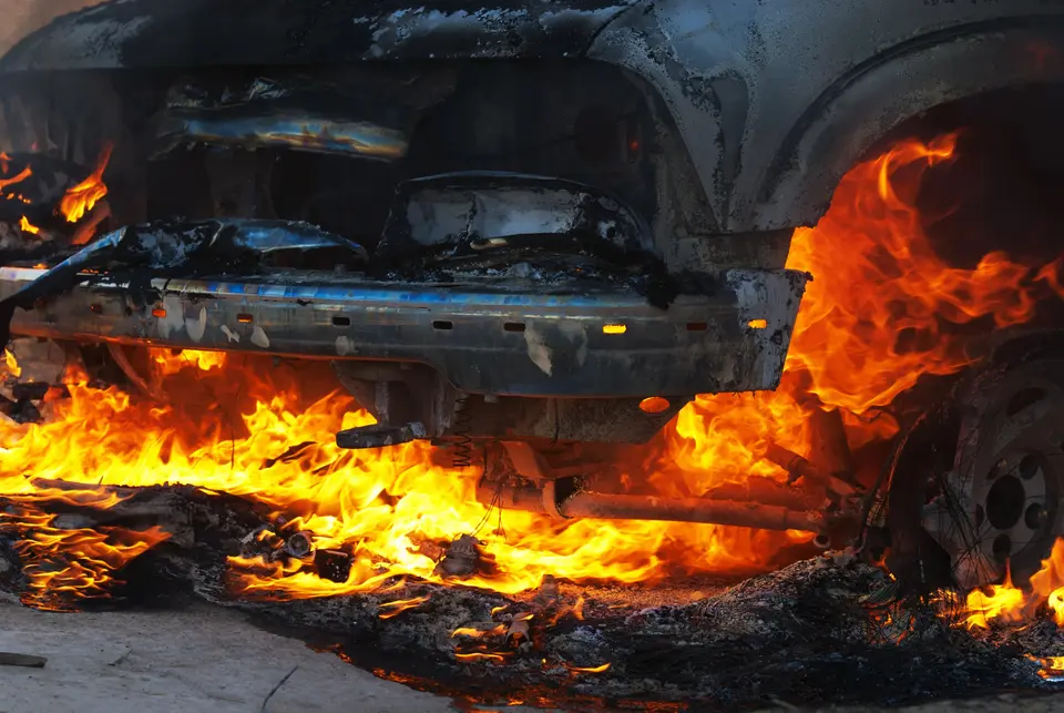 Suspected arson in Aradippou: three vehicles damaged