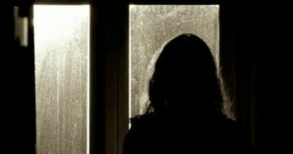Roma: 4 anni e mezzo per abusi sessuali sulla figlia minorenne della compagna