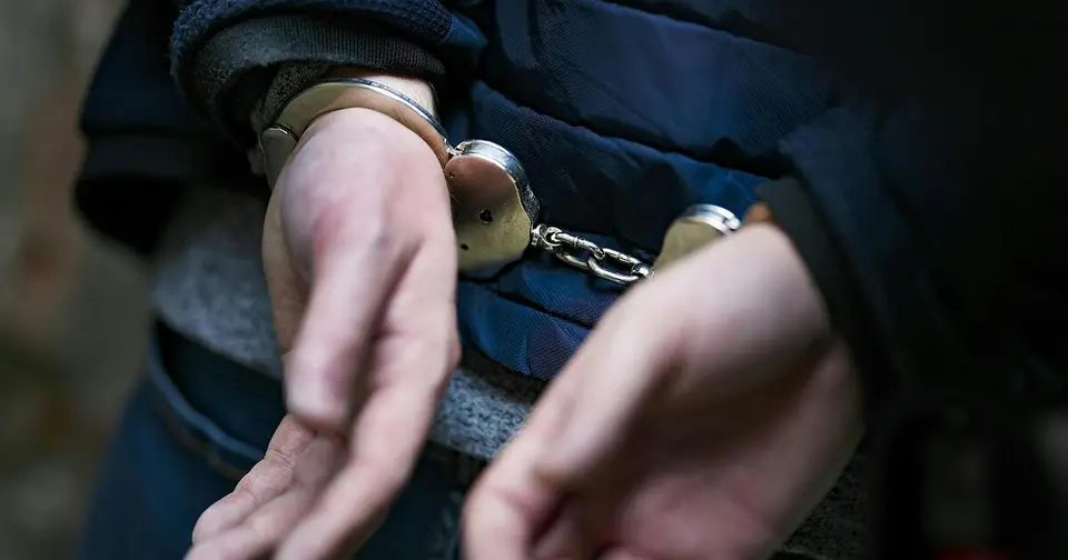 Drogenrazzia im Pongau: 35-jährige Ungarin mit 1,8 kg Cannabis festgenommen