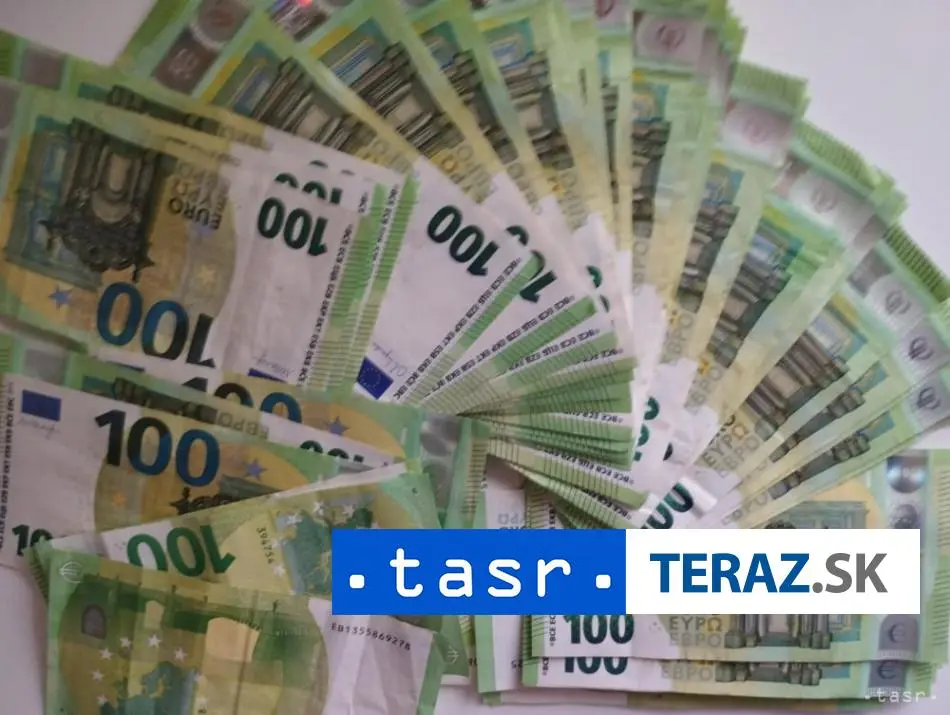 Man from Bardejov loses €16,000 in investment fraud