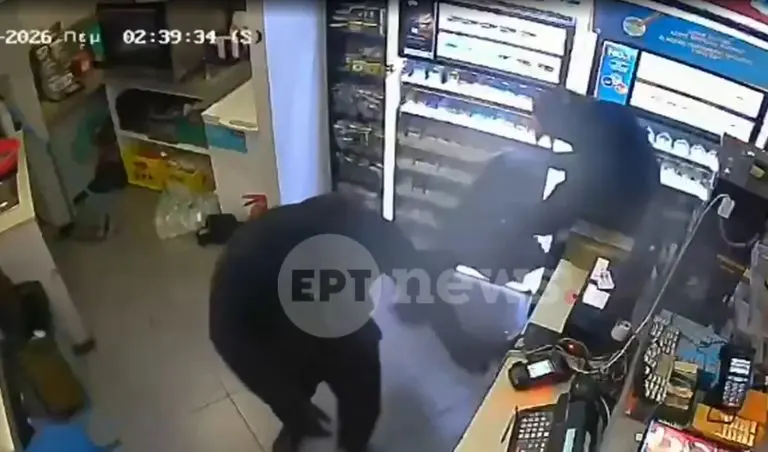 Minors from detention facility admit convenience store robbery