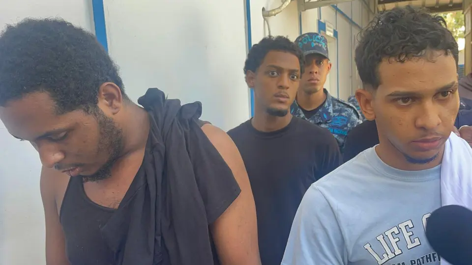 Cuatro detenidos tras asalto frustrado a joyería en Santiago; recuperan botín completo